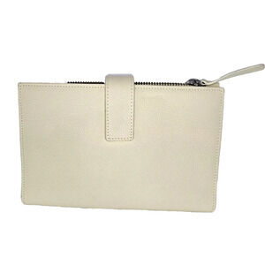 Everlane Cream Pebbled Leather The Traveler Zippered Wallet Billfold